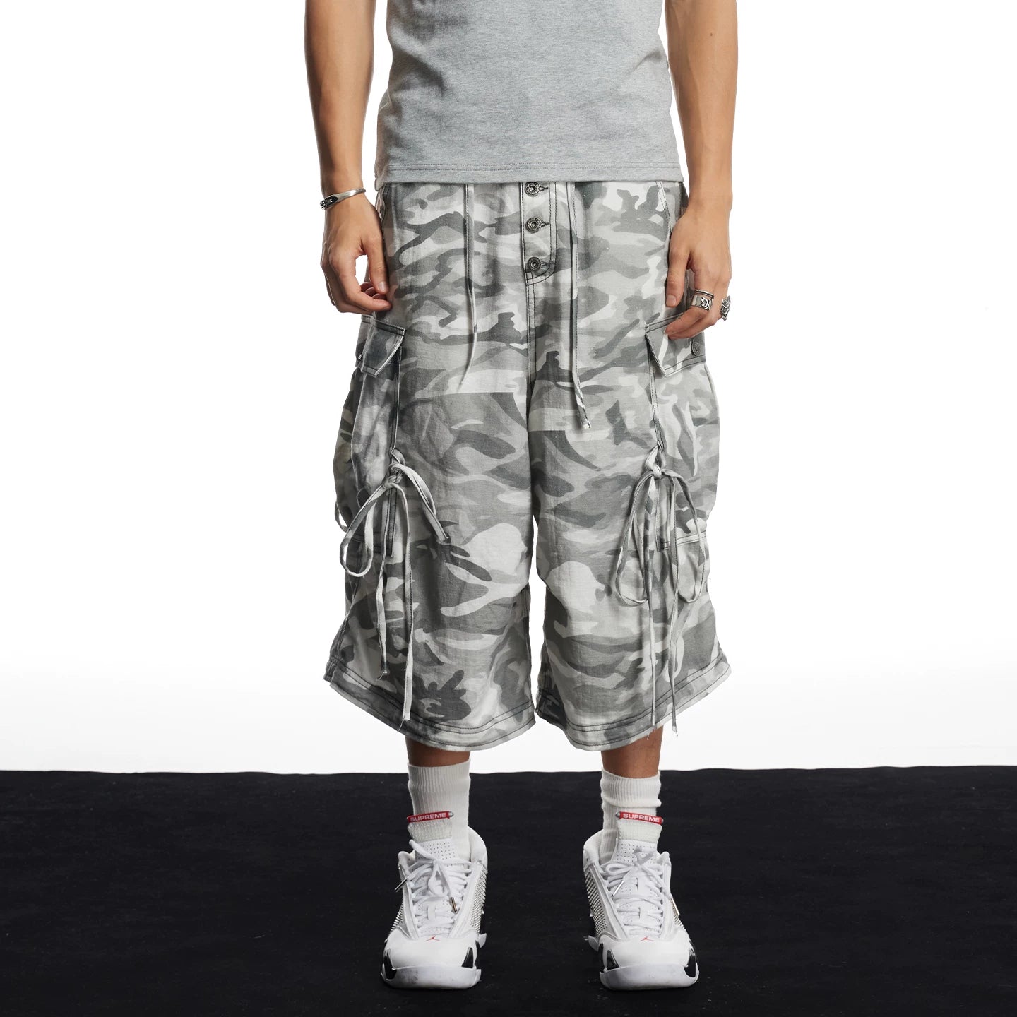 DND4DES hip-hop style street camouflage wide leg cropped pants with multiple pockets, loose straight leg linen shorts