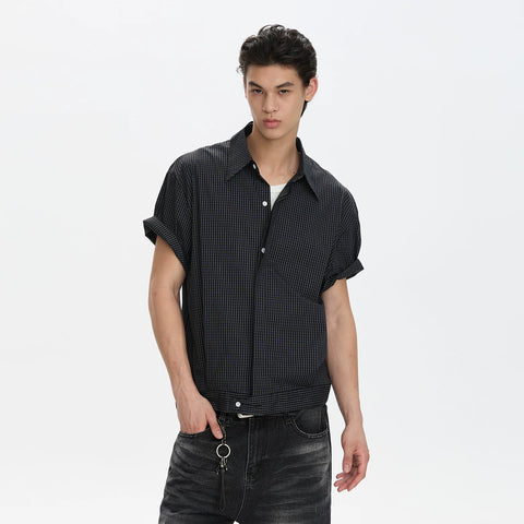 A PUEE retro high intelligence plaid short sleeved shirt with boxy style for men and women, short and stylish, versatile T-shirt top
