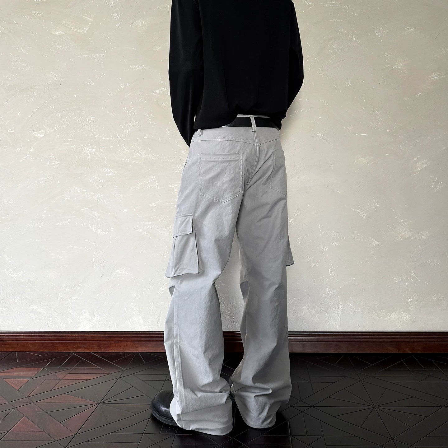 A PUEE American retro functional style multi pocket work pants for men and women, Vibe style straight tube slightly flared slim pants