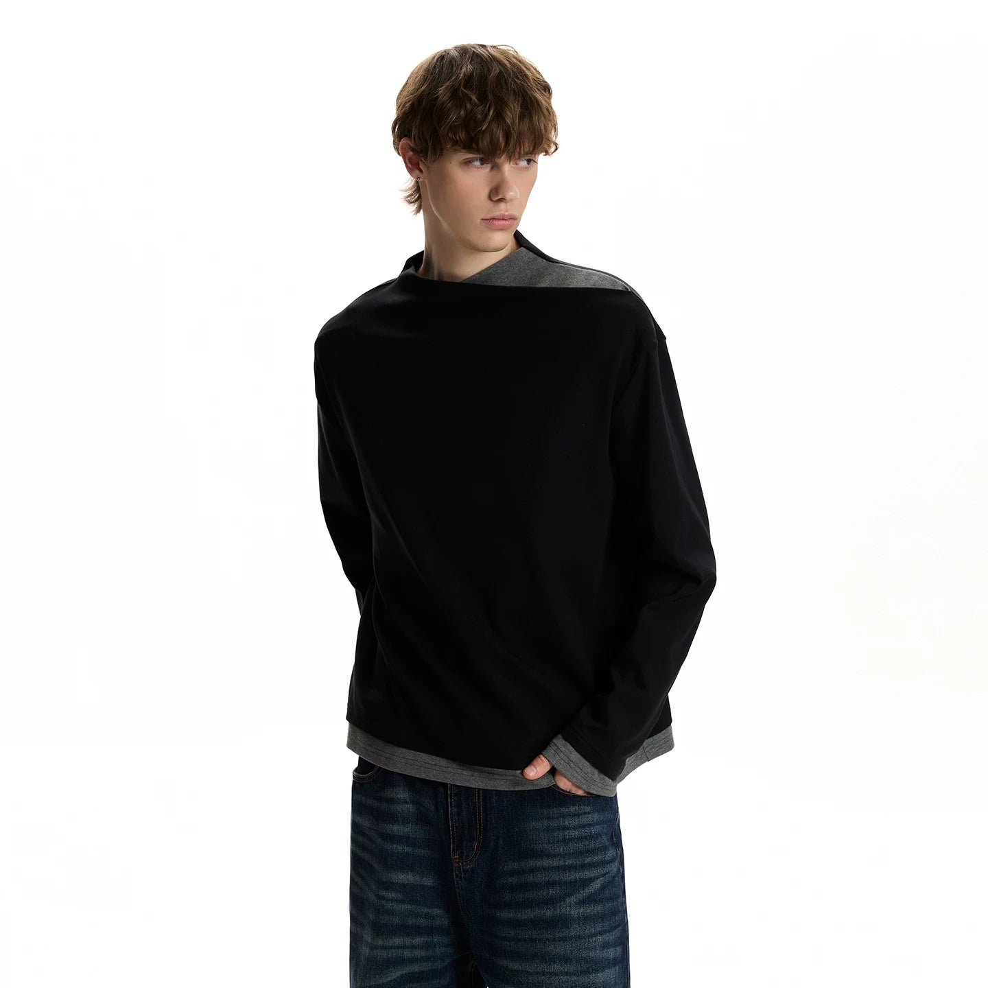 A PUEE high-end fake two-piece spliced long sleeved T-shirt clean fit layered design sense short and stylish top