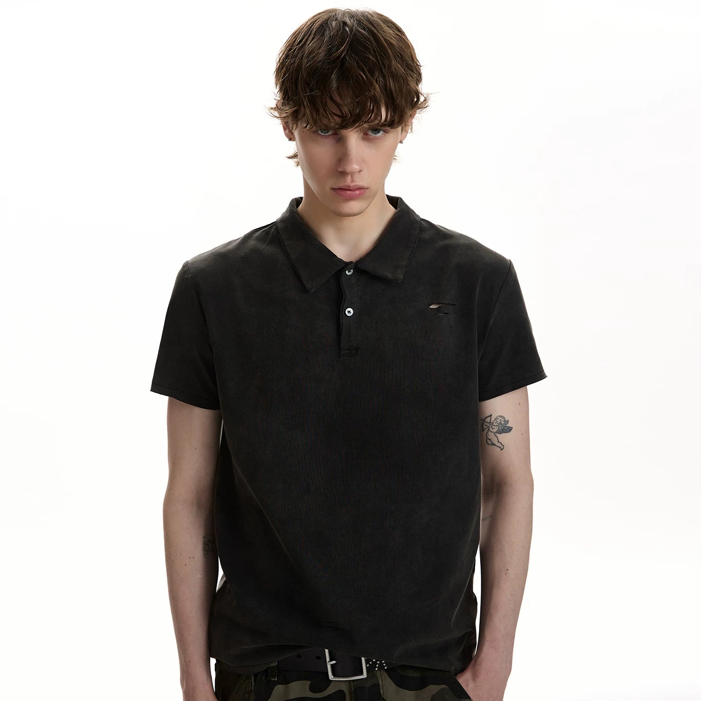 A PUEE vintage vintage vintage distressed design with a short sleeved polo shirt and a cool commuting shoulder T-shirt top