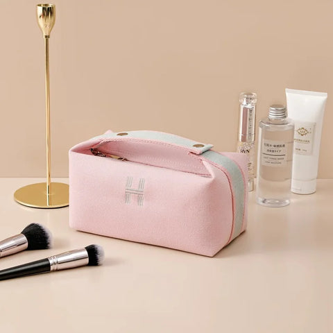 Holly Makeup Travel Bag