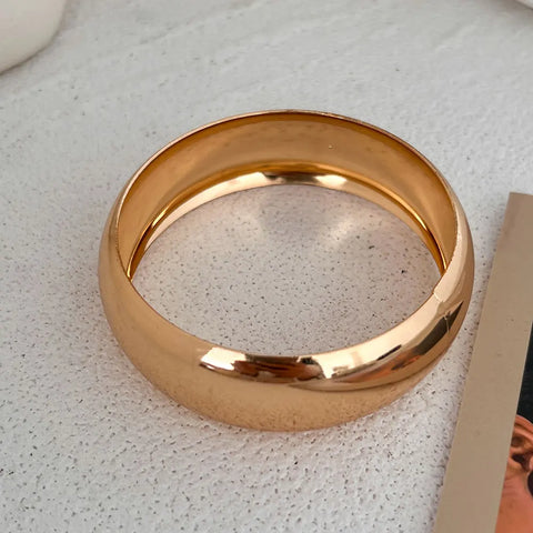 Nooré Sculpted Curve Bangles