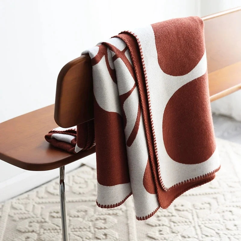 Luno Coral Fleece Blanket